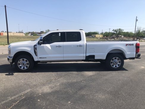 New 2025 Ford F350 Lariat w/ Lariat Ultimate Package image 4