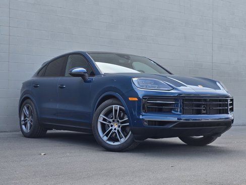 New 2025 Porsche Cayenne Coupe image 7