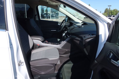 Used 2015 Ford Escape SE image 21