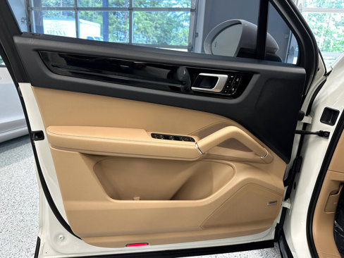 Used 2019 Porsche Cayenne image 17