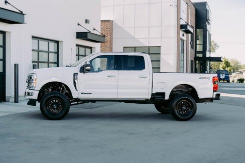 Used 2023 Ford F350 Platinum image 4