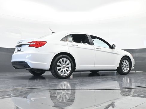 Used 2013 Chrysler 200 Touring image 54