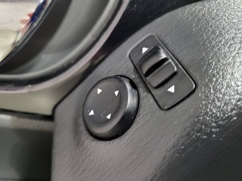 Used 2017 Nissan Rogue SL image 47