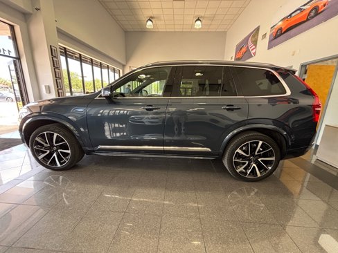 Used 2024 Volvo XC90 B5 Plus w/ Protection Package Premier image 2