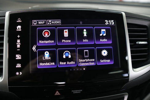 Used 2017 Honda Pilot Touring image 30