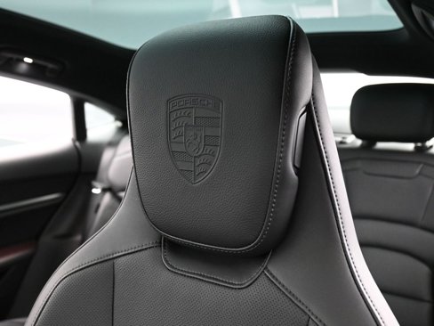 New 2025 Porsche Taycan image 13