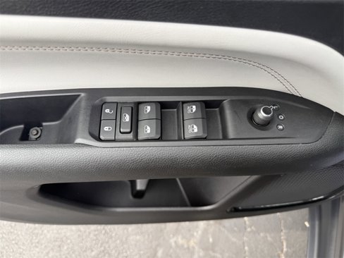 Certified 2022 Jeep Compass Limited image 13