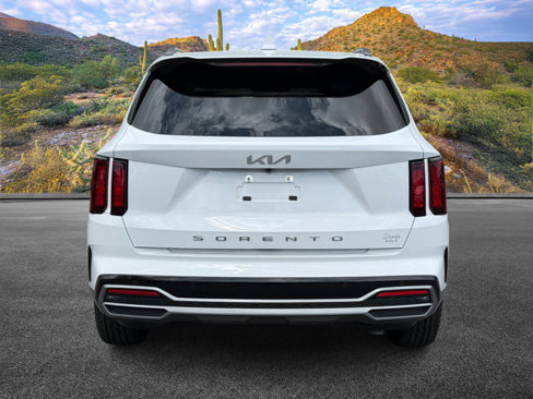 Certified 2022 Kia Sorento EX w/ Panoramic Sunroof Package image 5