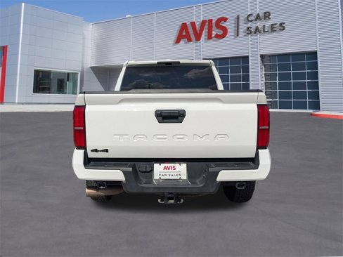 Used 2024 Toyota Tacoma TRD Off-Road image 7