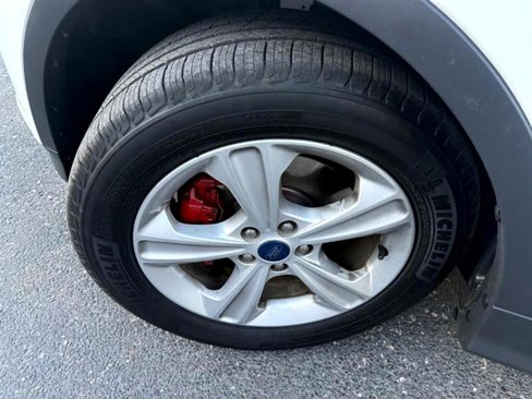 Used 2016 Ford Escape SE w/ Equipment Group 201A image 35