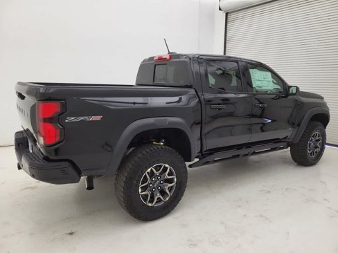 New 2025 Chevrolet Colorado ZR2 w/ Technology Package image 18
