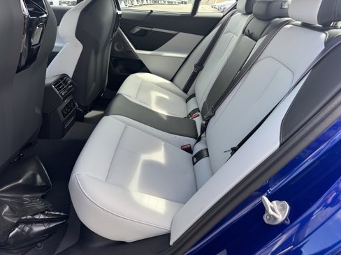 New 2026 BMW M5 w/ Executive Package image 29