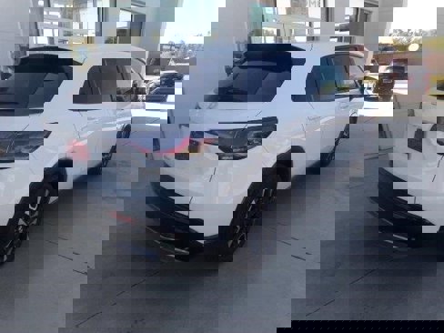 New 2026 Honda HR-V EX-L image 5