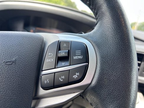 Used 2021 Ford Explorer XLT w/ Equipment Group 202A image 14