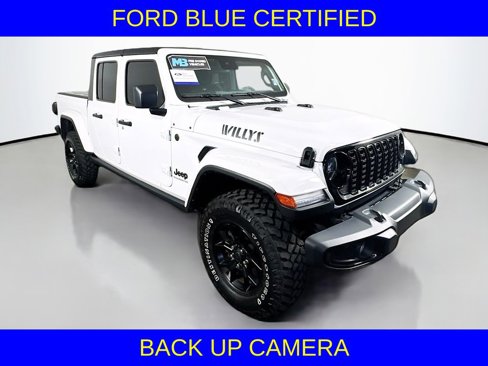 Used 2024 Jeep Gladiator Sport image 3