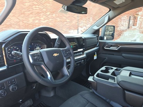 New 2025 Chevrolet Silverado 3500 LT w/ Safety Package image 8