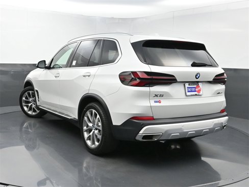 Used 2024 BMW X5 xDrive40i w/ Premium Package image 25