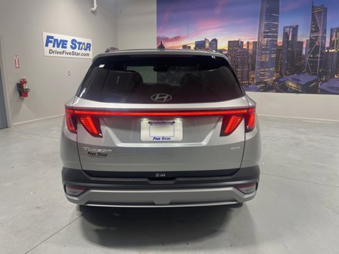 Used 2025 Hyundai Tucson Limited image 26