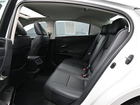 Used 2024 Lexus ES 350 w/ Premium Package image 19