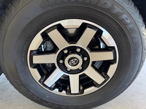 Used 2024 Toyota 4Runner TRD Off-Road Premium image 43
