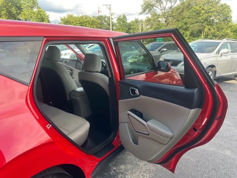 Used 2020 Kia Soul S image 25