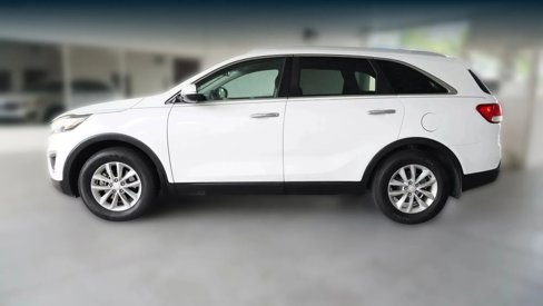 Used 2018 Kia Sorento LX image 5