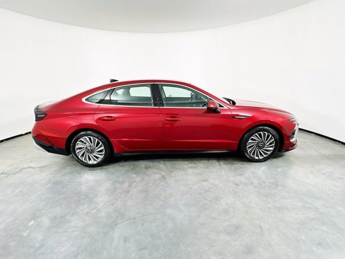 Used 2024 Hyundai Sonata SEL image 4
