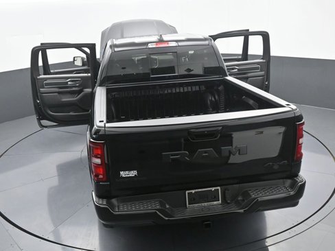 New 2025 RAM 1500 4x4 Crew Cab image 63