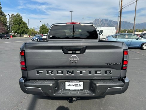 Used 2023 Nissan Frontier SV w/ Midnight Edition Package image 4