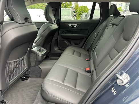 New 2026 Volvo V60 B5 Cross Country Plus w/ Climate Package image 15