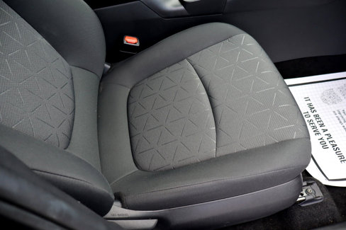 Used 2021 Toyota RAV4 XLE image 10