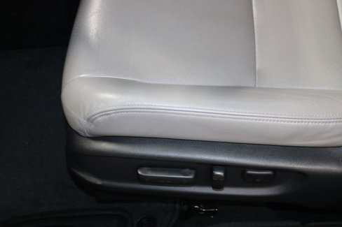 Used 2017 Honda Accord EX-L image 13