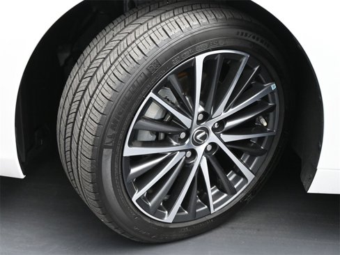 Used 2024 Lexus ES 350 w/ Premium Package image 23