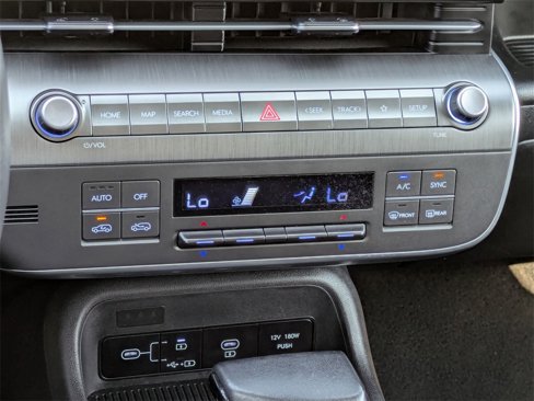 Certified 2024 Hyundai Kona SEL image 25