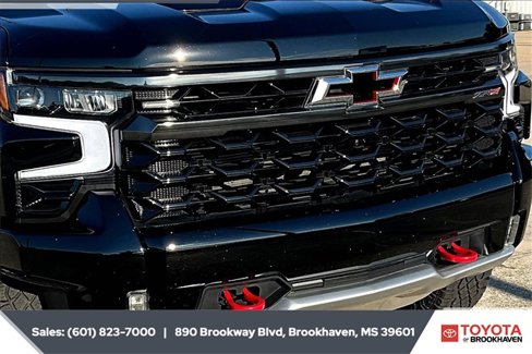 Used 2024 Chevrolet Silverado 1500 ZR2 w/ Technology Package image 21