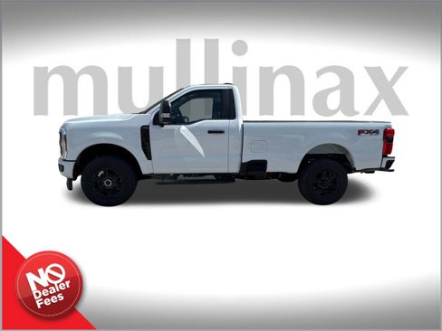 New 2025 Ford F350 4x4 Regular Cab Super Duty image 2