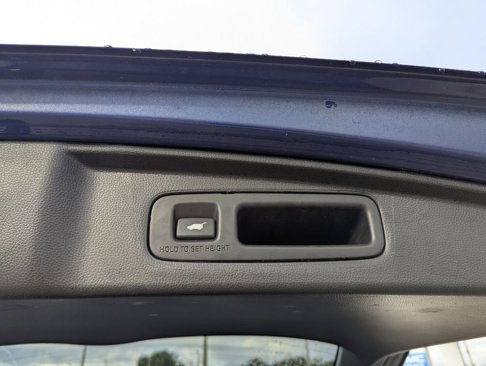 Used 2024 Honda CR-V EX-L image 10