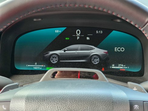 Used 2025 Toyota Camry XSE image 46