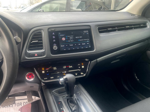 Used 2022 Honda HR-V EX image 13