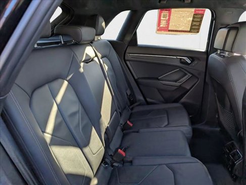 Used 2021 Audi Q3 2.0T Premium Plus w/ Premium Plus Package image 16