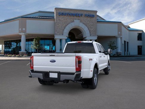 New 2025 Ford F350 4x4 Crew Cab DRW Super Duty image 8