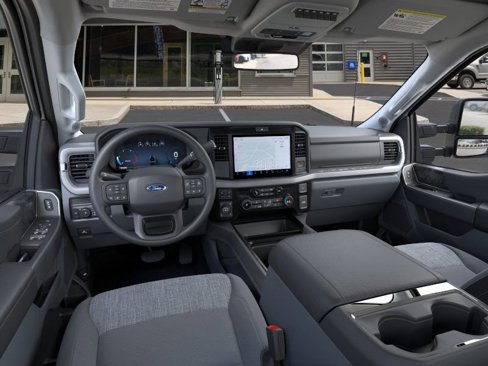 New 2025 Ford F350 XLT image 9