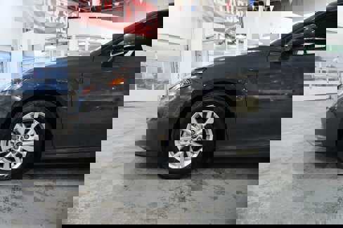 Used 2025 Toyota Camry LE image 5