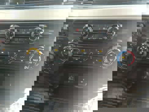 New 2025 Ford F550 4x4 Crew Cab image 26