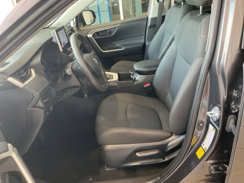 Used 2024 Toyota RAV4 LE image 3