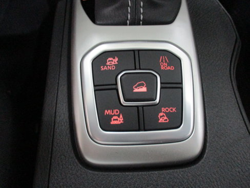New 2026 Nissan Frontier SV w/ SV Convenience Package image 28