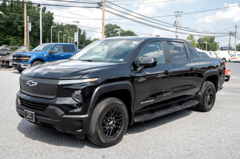 Used 2024 Chevrolet Silverado EV W/T image 8