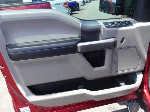 Used 2015 Ford F150 XLT w/ Equipment Group 302A Luxury image 24