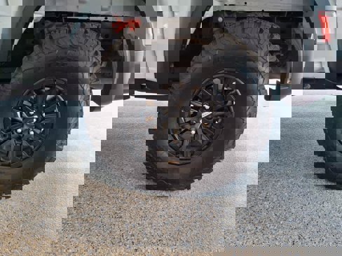 Used 2025 Ford F150 Raptor image 7