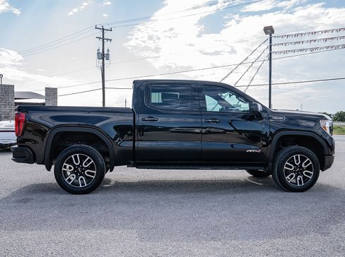 Used 2021 GMC Sierra 1500 AT4 image 4